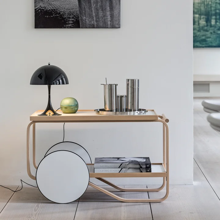 Panthella Mini Table lamp from Louis Poulsen on serving trolley 901 from Artek