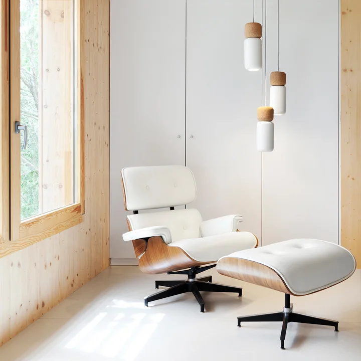 Pila Pendant Lamp with Lounge Chair & Ottoman