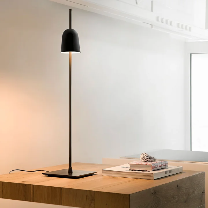 Minimalist Ascent Table Lamp