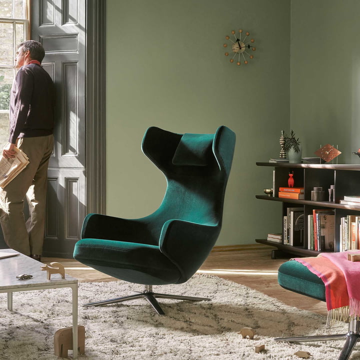 Ball Clock and Grand Repos Armchair + Ottoman