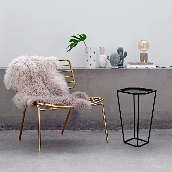The Bloomingville - Decoration cactus, decorative pineapple and the Tibetan lambskin in dip dye stone / kit