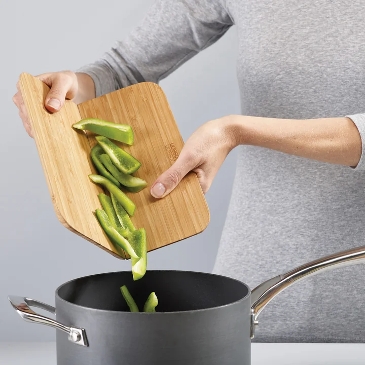 Chop2Pot Bamboo by Joseph Joseph