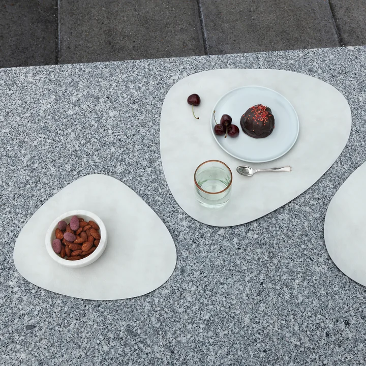 White Table Mat placemats from Lind DNA
