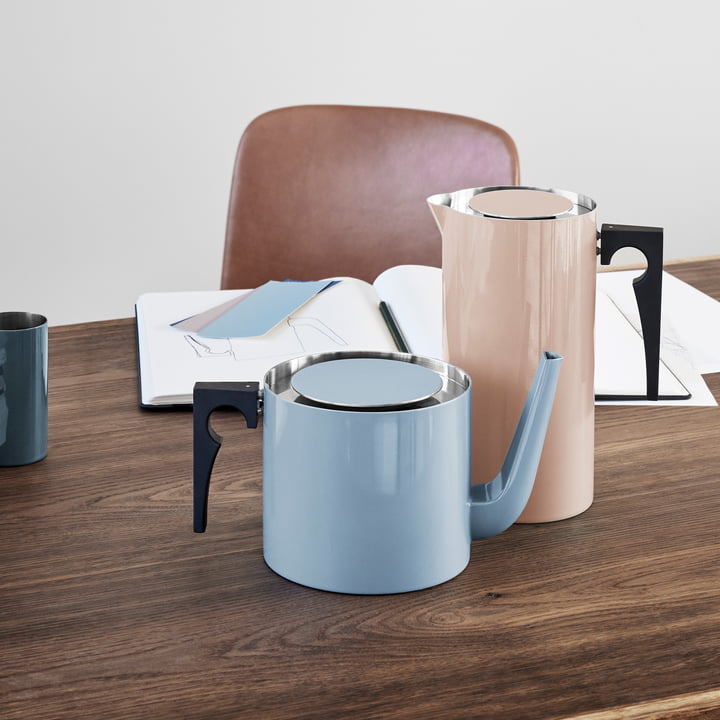 Stelton coffee maker and teapot in smokey blue