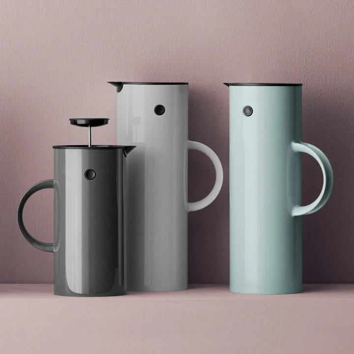 Vacuum jug and coffee / tea making facilities in different colours