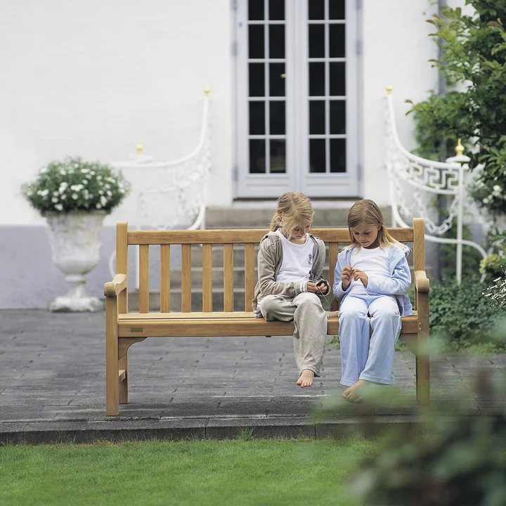 England Bench 152 from Skagerak made of teak