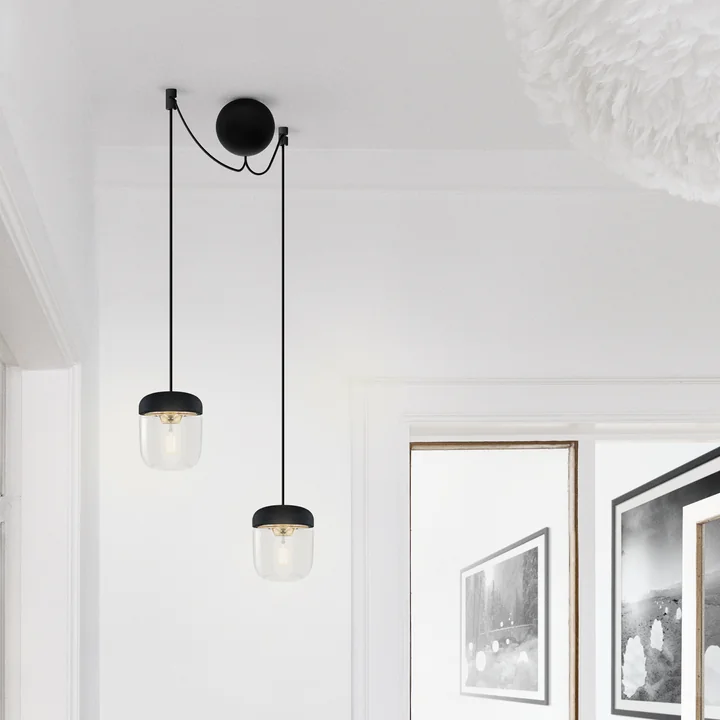 Discreet suspension for lamps