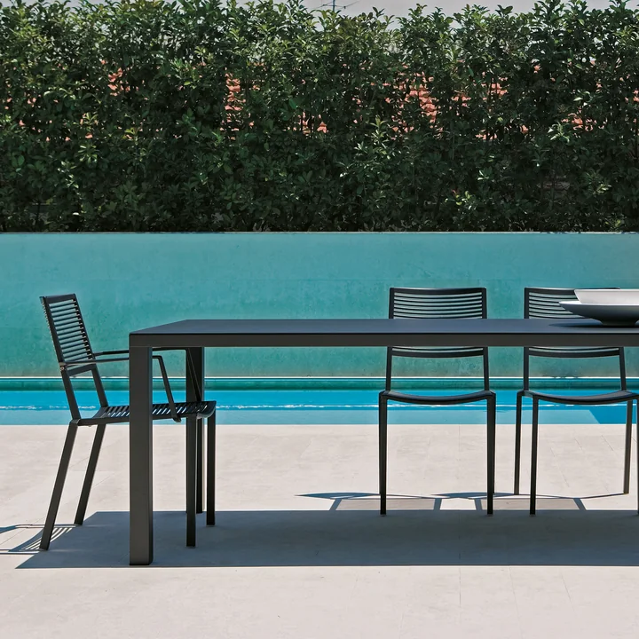 Easy Outdoor collection from Fast