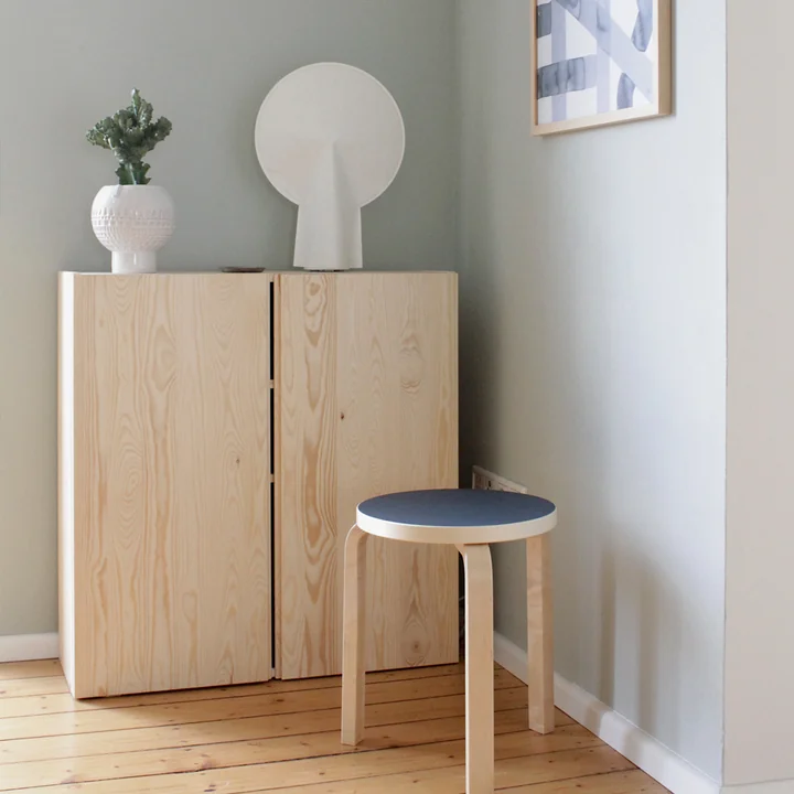 Stool 60 from Artek in Nordic Winter variant