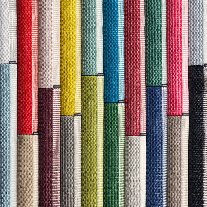 Mono carpet of Pappelina