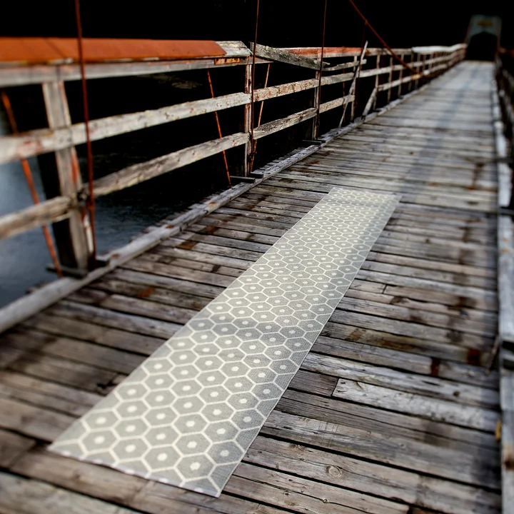 Hugo Reversible Rug by Pappelina