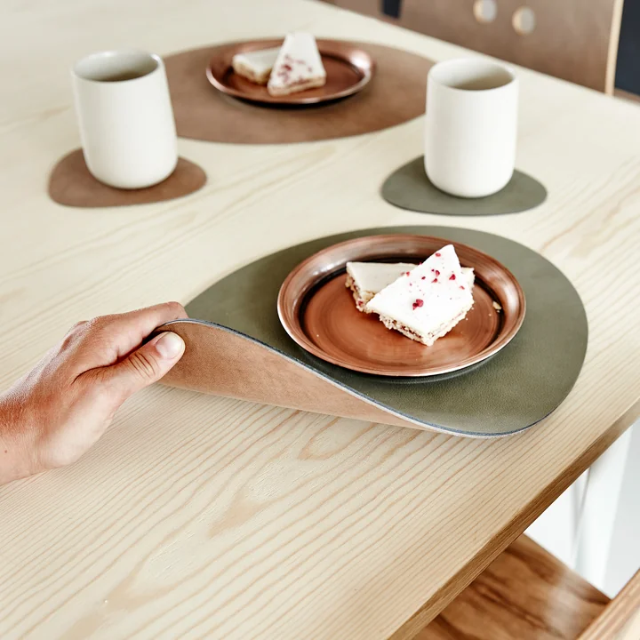 Table Mat Curve L Double from Lind DNA