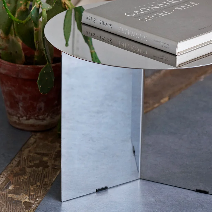 The HAY - Slit Table Round in silver