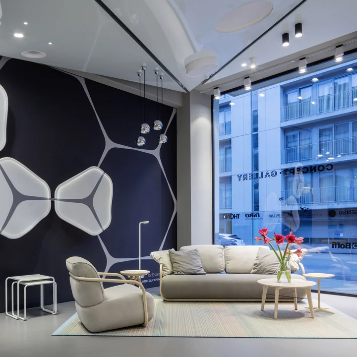 B 9 Coffee table, S 1860 coffee table, 1861 side table and 1025 side table from Thonet