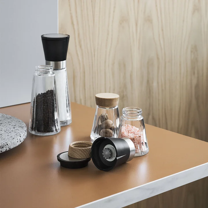 Grand Cru Storage jars and mills from Rosendahl