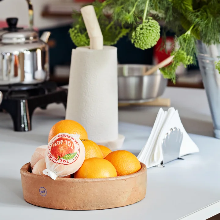 HAY - terracotta Dish, Ø 27 cm - Porter kitchen roll holder, nature - Italian napkin holder