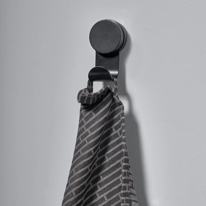 The Zone Denmark - Puck Hook Single in black with towel