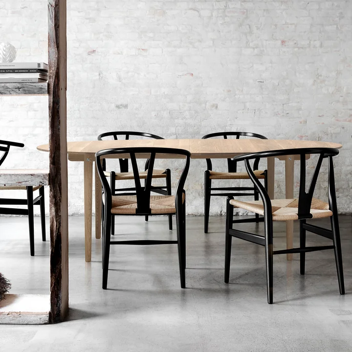 Carl Hansen - CH338 Extendable Dining Table, 200 x 115 cm in Soaped Oak with CH24 Wishbone Chair