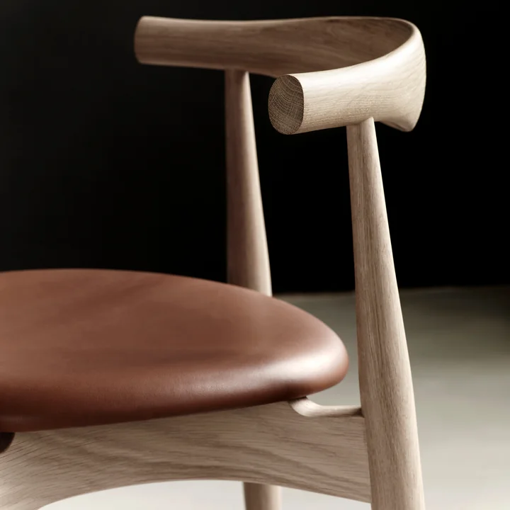 The Carl Hansen - CH20 Elbow Chair in Detail