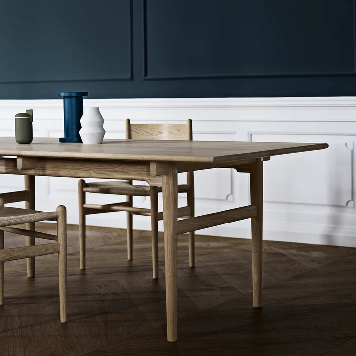 The Carl Hansen - CH327 Dining Table