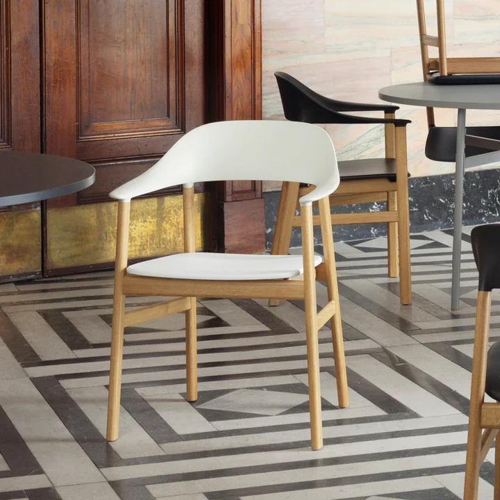 Normann Copenhagen - Herit Armchair, oak / white