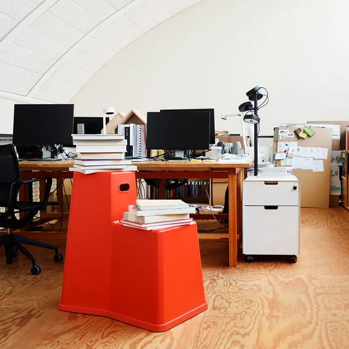 The Vitra - Stool Tool in the Office
