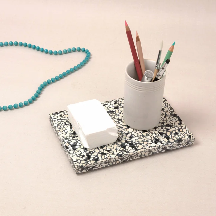The OK Design - Confetti cutting and serving board Small, black & ivory