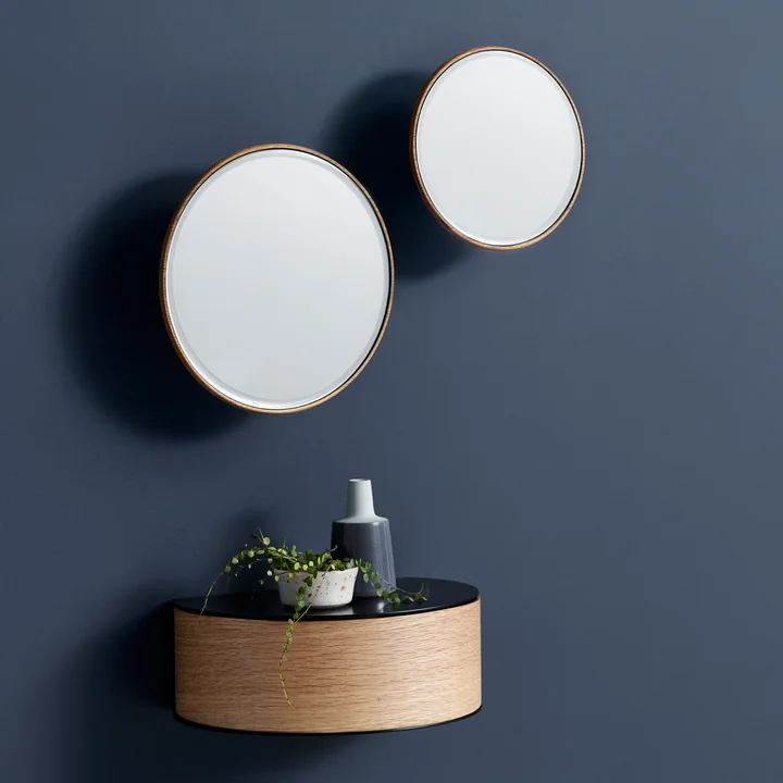 The Woud - Wallie Wall shelf in oak / black mounted on the wall together with mirrors