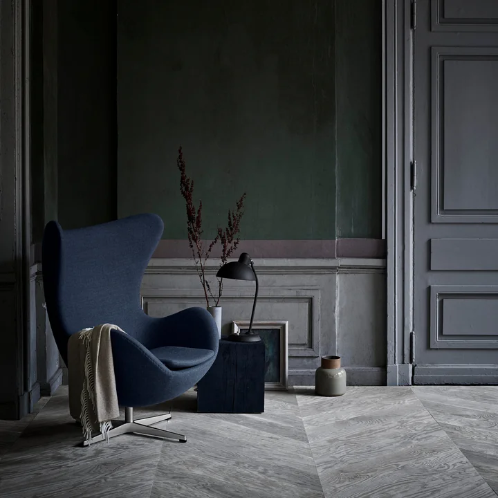 Egg Chair from Fritz Hansen in blue (FH 6001)