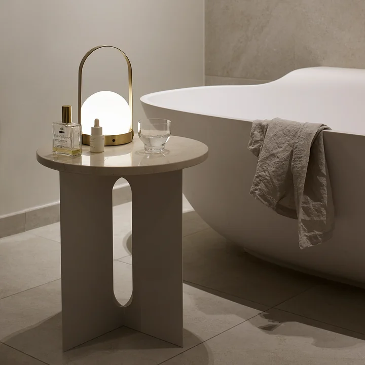 Androgyne Side table with marble top from Audo