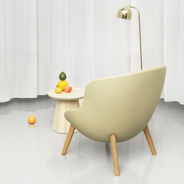 Hyg Lounge Chair Low by Normann Copenhagen - oak / green (Synergy LDS23)