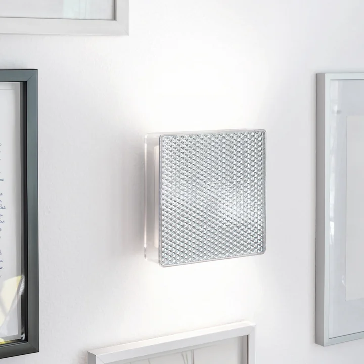App LED wall light from serien.lighting