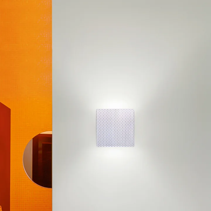 App LED wall light from serien.lighting