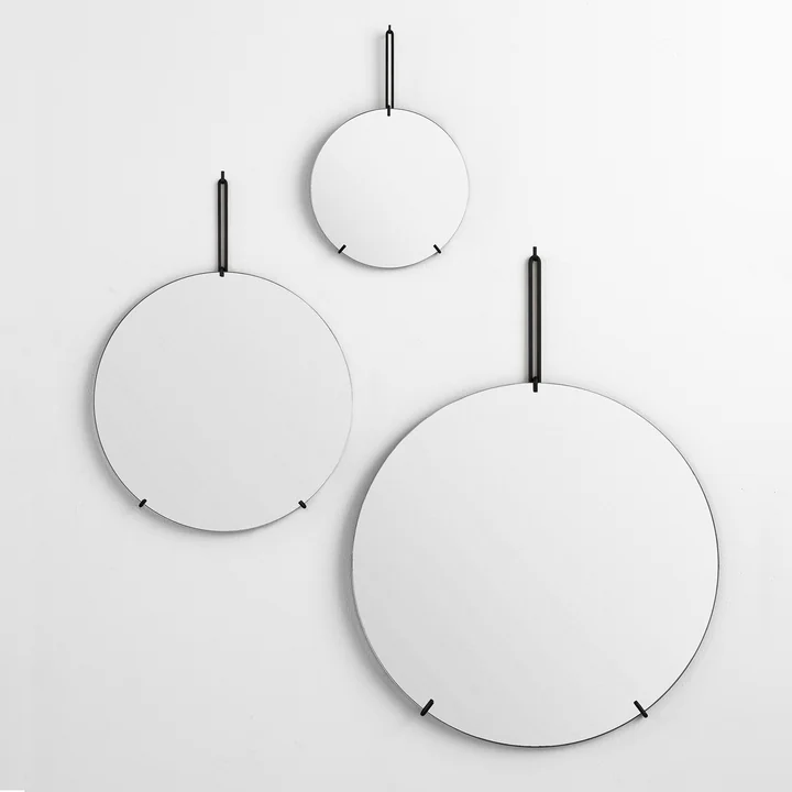 Moebe - Wall mirror round | Connox
