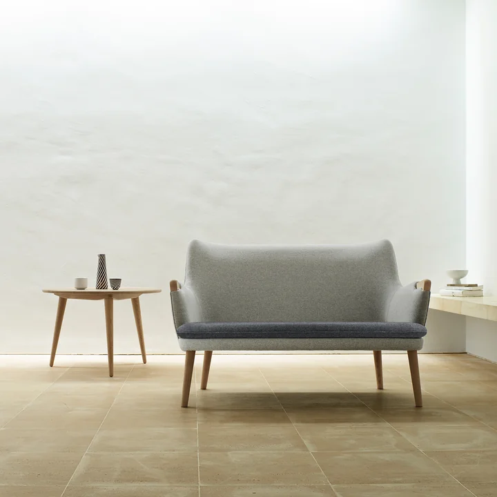 CH72 sofa by Carl Hansen