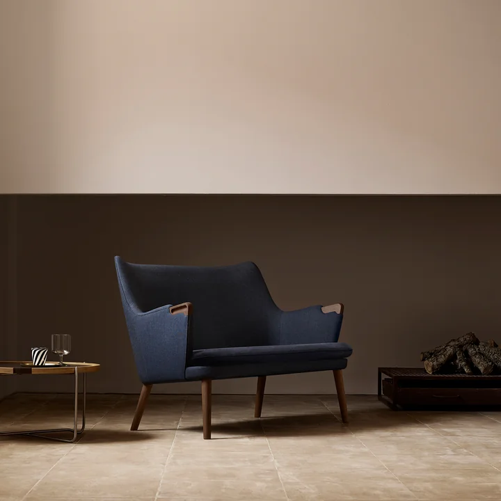 CH72 sofa by Carl Hansen