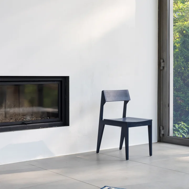 Schulz Chair from OUT Objekte unserer Tage - black