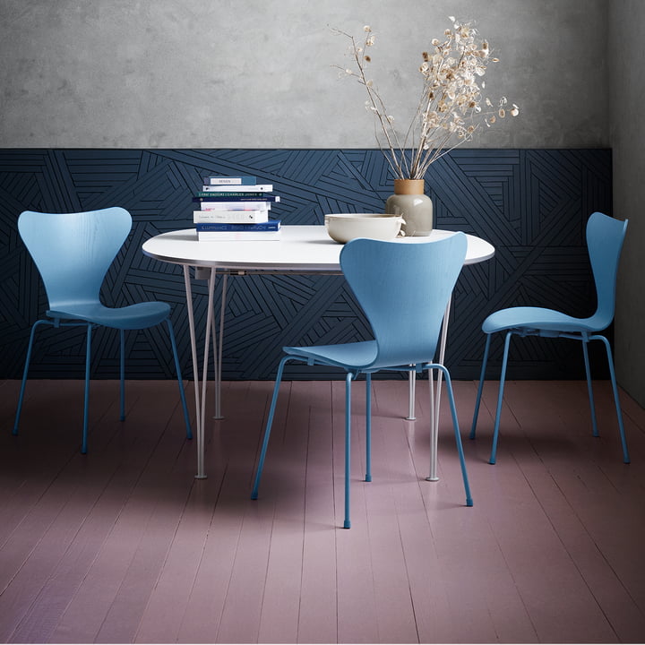 Series 7 chair, monochrome Trieste Blue by Fritz Hansen