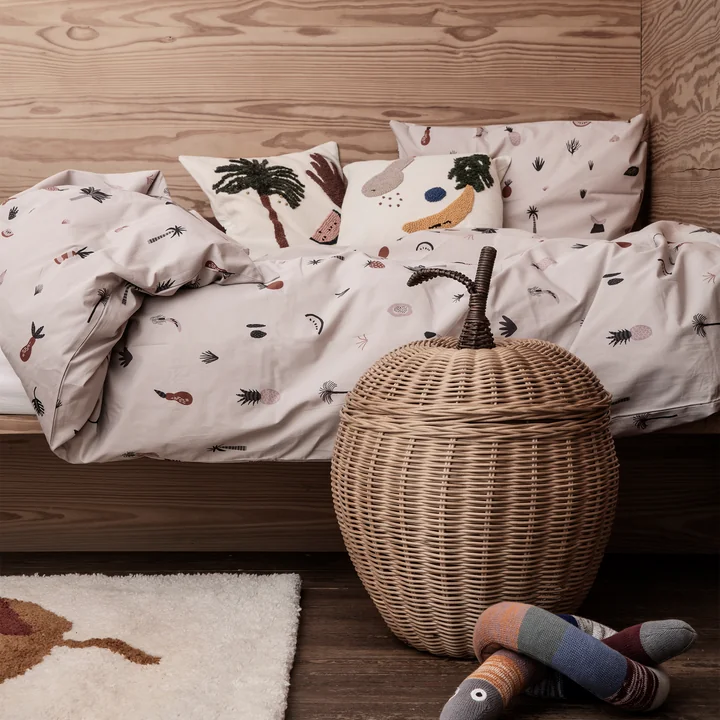 Braided apple storage basket, Ø 36,5 x H 52 cm from Ferm Living in the children's room