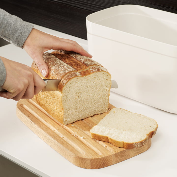 Bread Bin bread basket with cutting board lid from Joseph Joseph