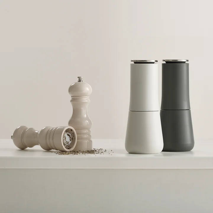 Milltop Salt and pepper mill set from Joseph Joseph