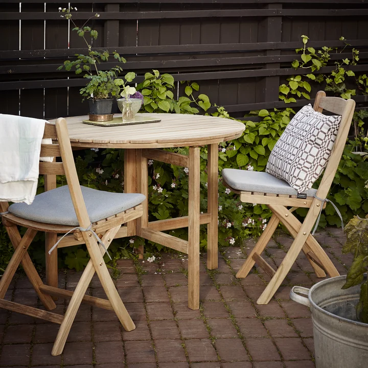 Selandia Table Ø 94 cm from Skagerak in teak
