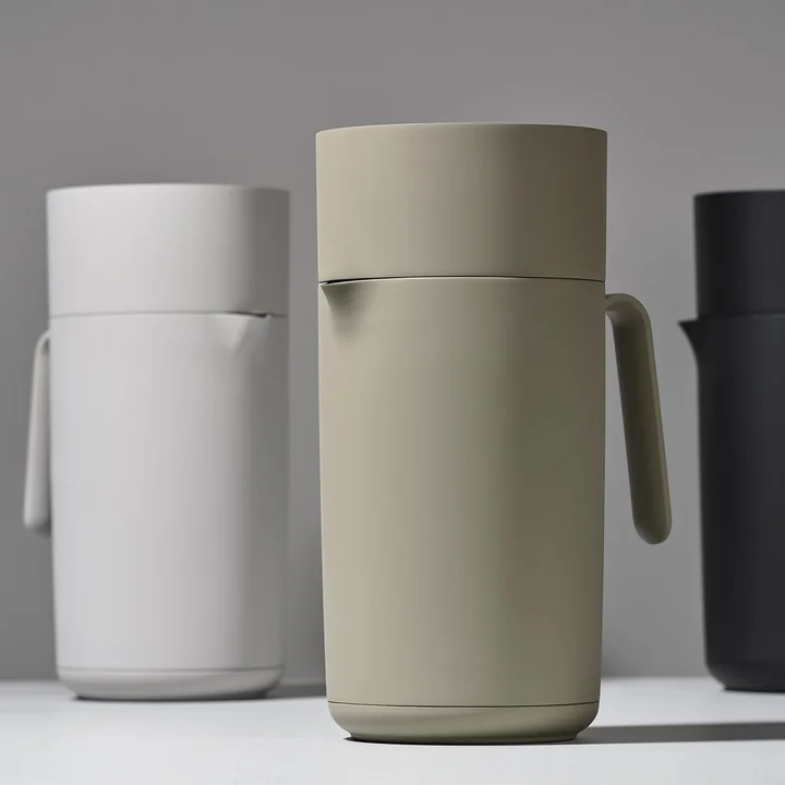 Singles thermos flask with coffee filter from Zone Denmark 