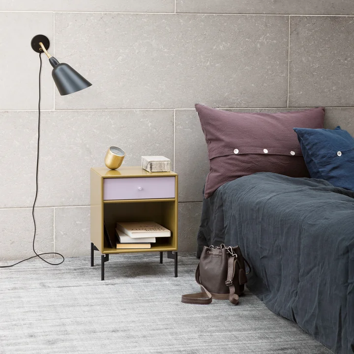 Dream bedside table with legs from Montana