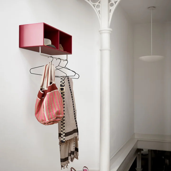 Coat wardrobe of Montana