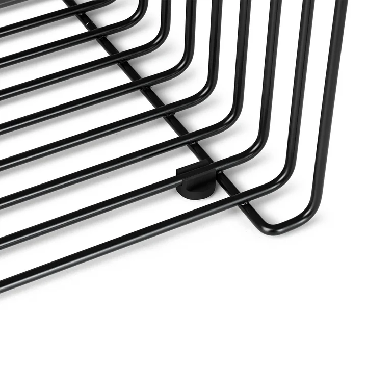 Panton Wire from Montana in black