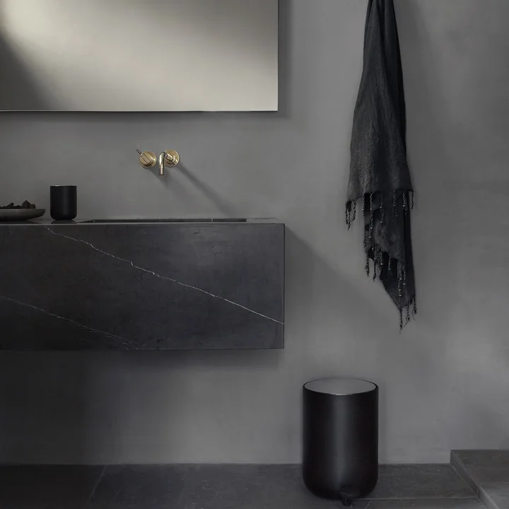 Bath Pedal bin 7 l from Audo in black