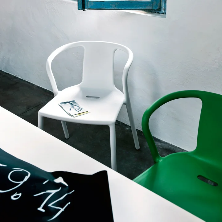 Air-Armchair by Magis at the table