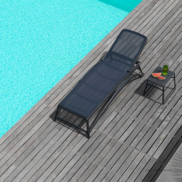 Atlantico Outdoor Lounger from Nardi at the pool