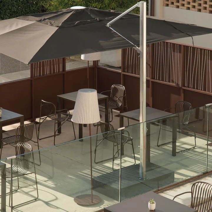 Riviera chair and table by Emu in restaurant